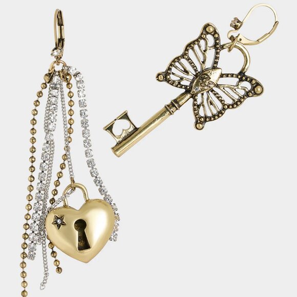 Betsey Johnson Lock Key Heart Earrings NWT - Picture 2 of 8
